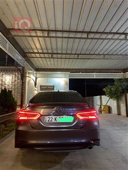 تۆیۆتا کامری